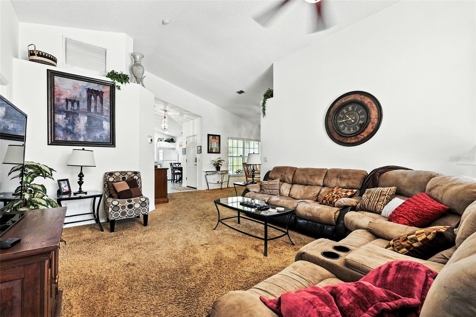 Image 11 of 43 For 131 Roma Way