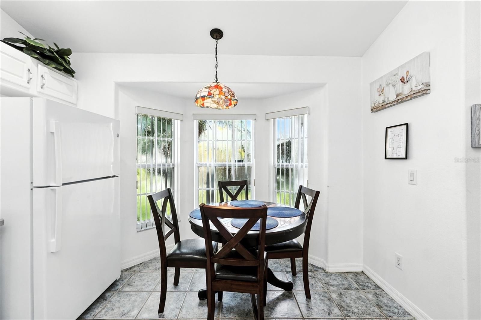 Image 15 of 43 For 131 Roma Way