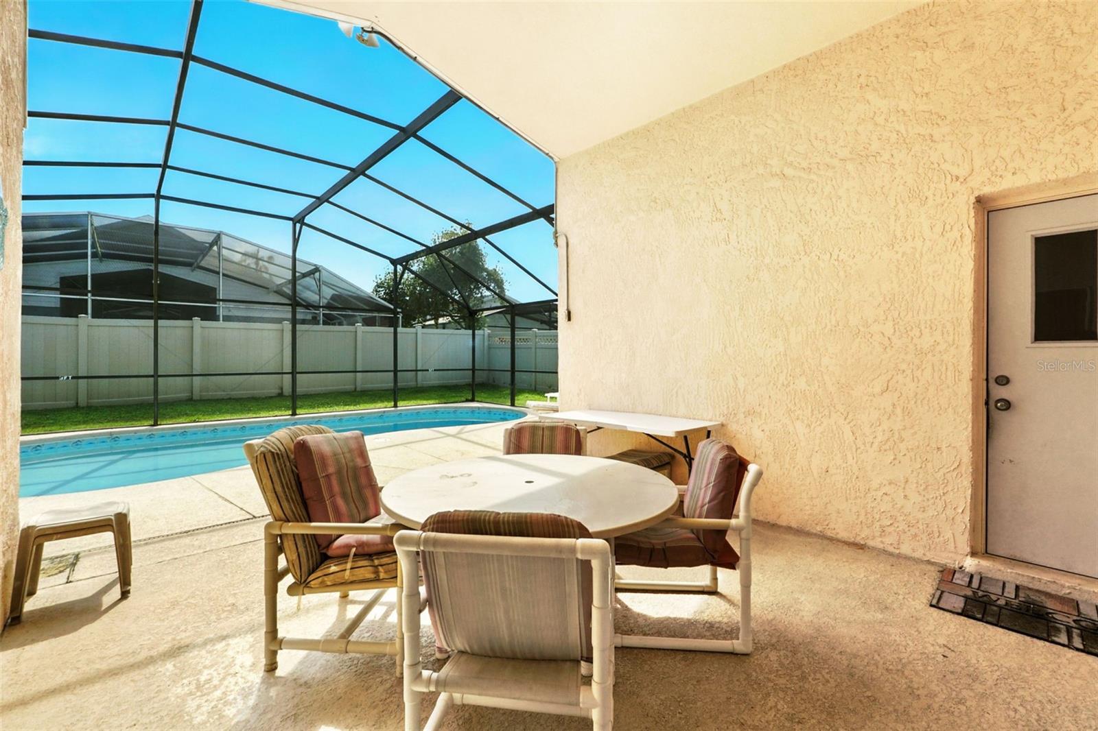 Image 32 of 43 For 131 Roma Way