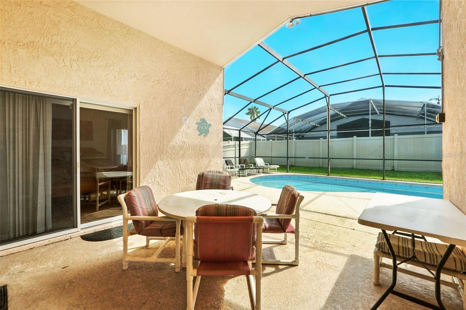 Image 33 of 43 For 131 Roma Way