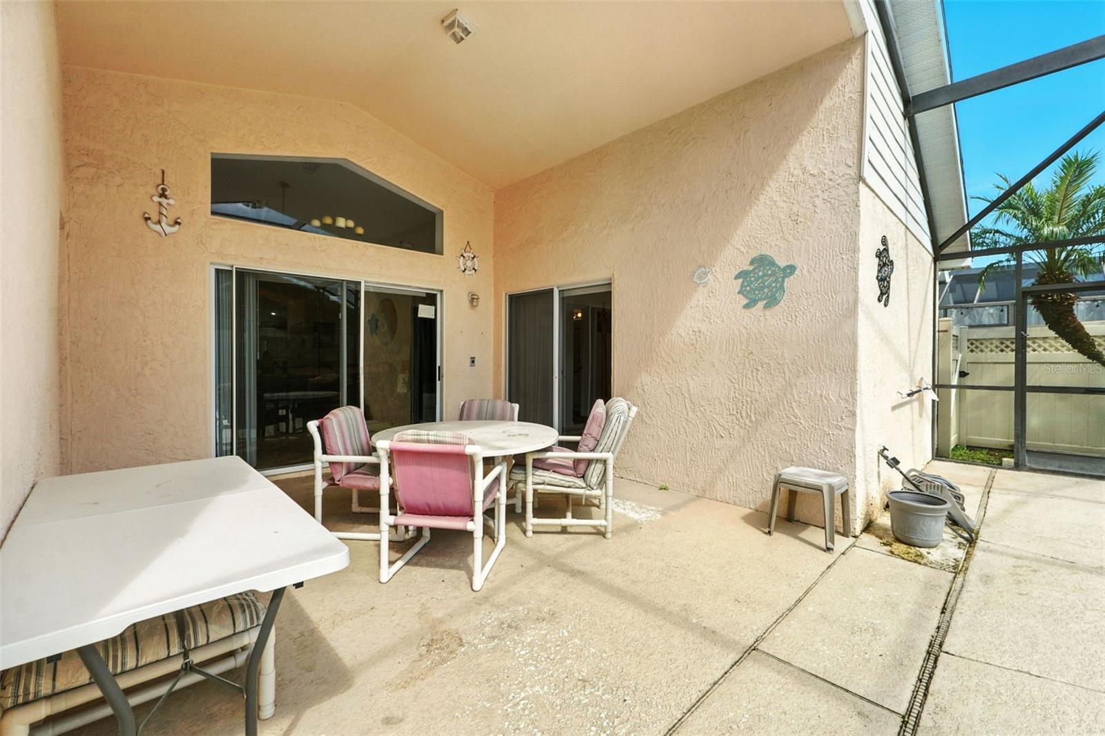 Image 34 of 43 For 131 Roma Way