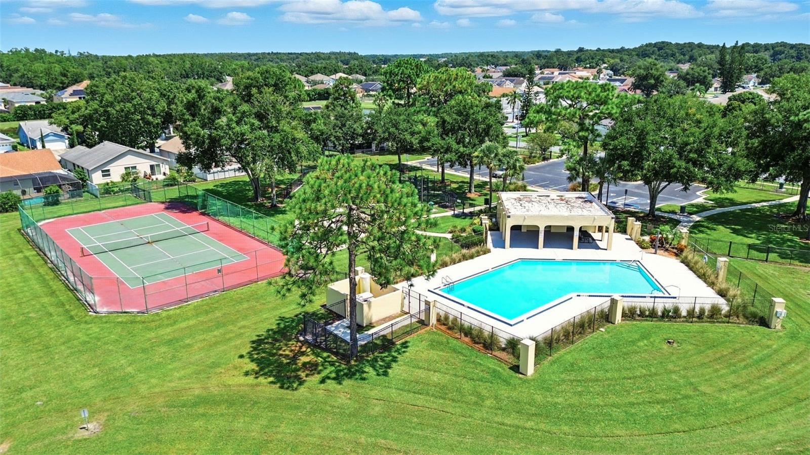 Image 39 of 43 For 131 Roma Way