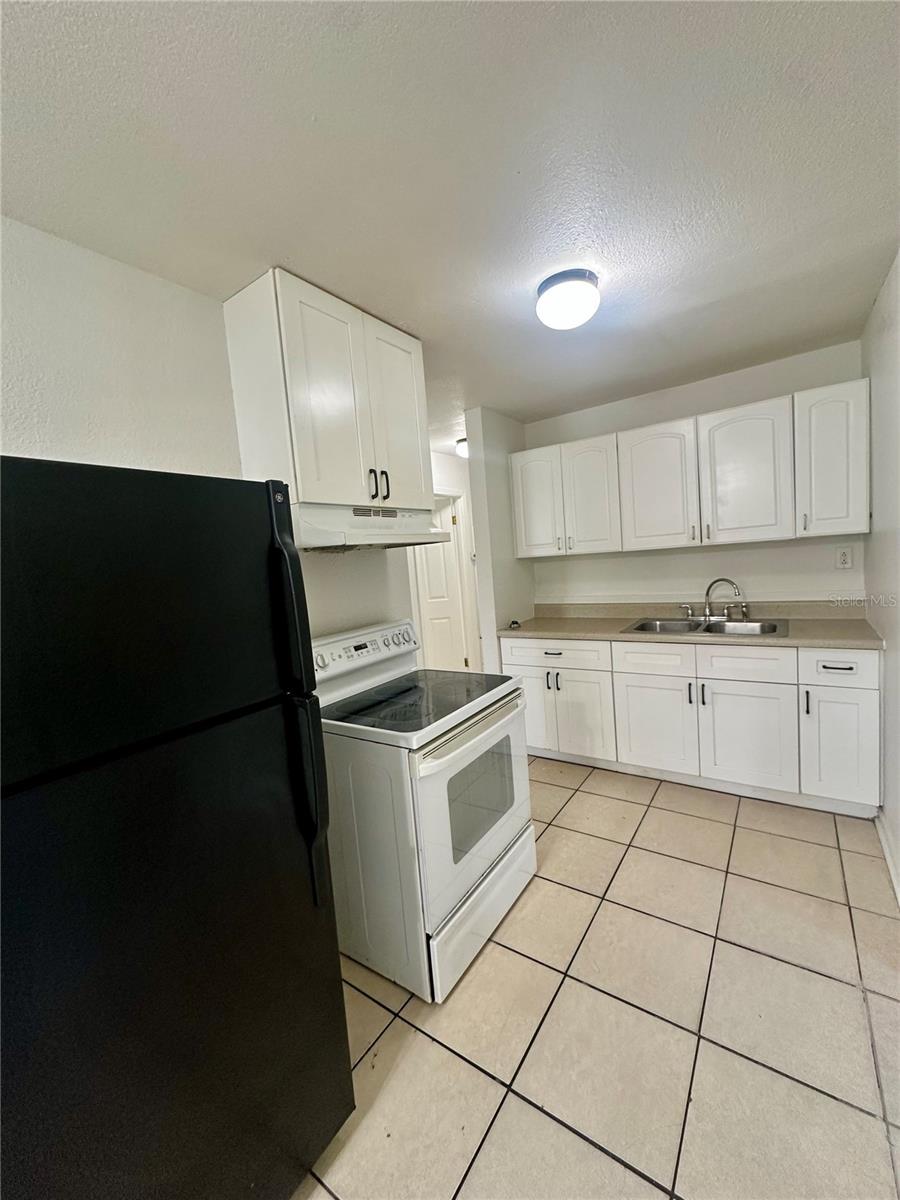 Image 4 of 16 For 1075 Lincoln Terrace