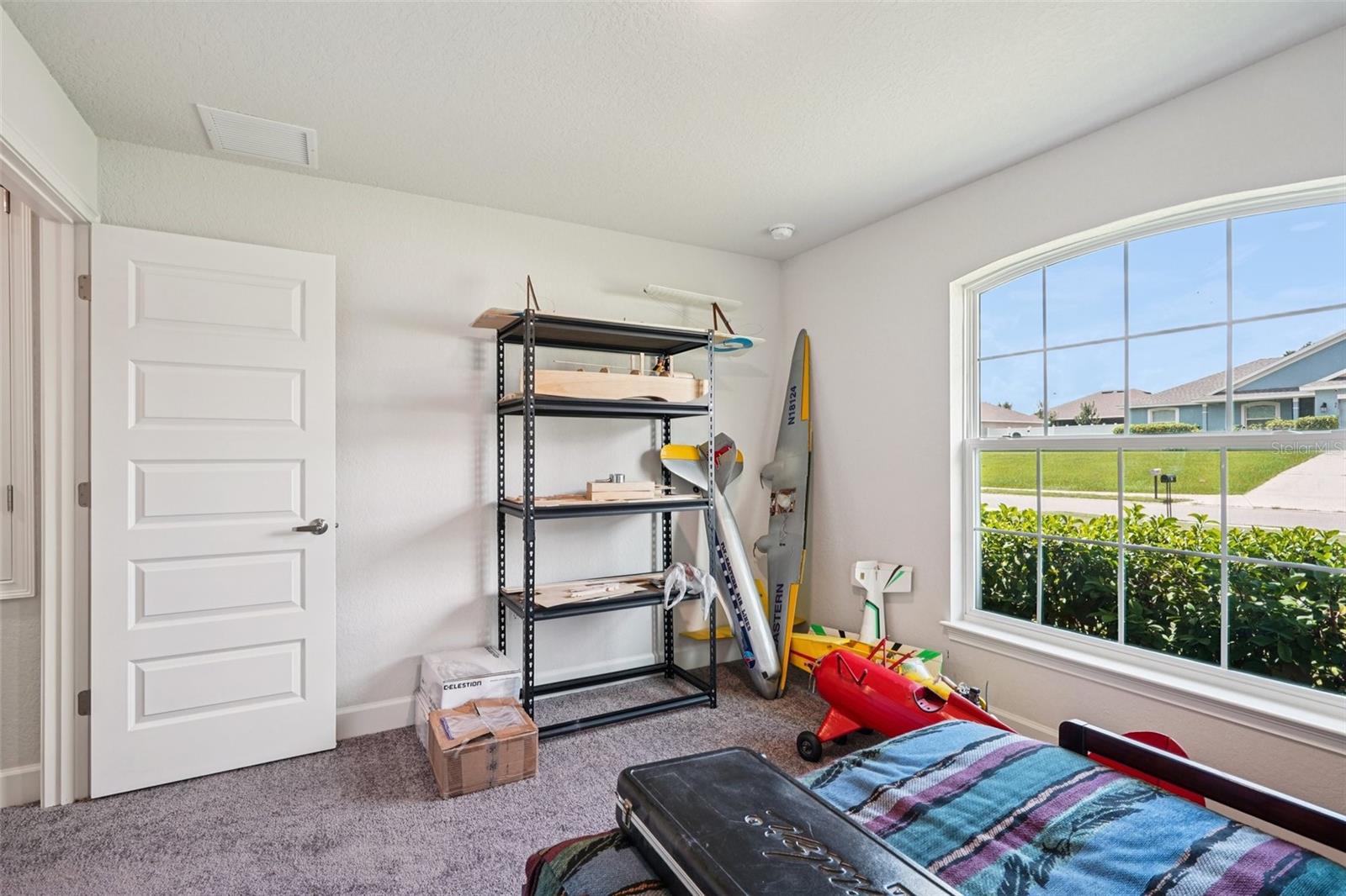 Image 20 of 27 For 67 45th Loop