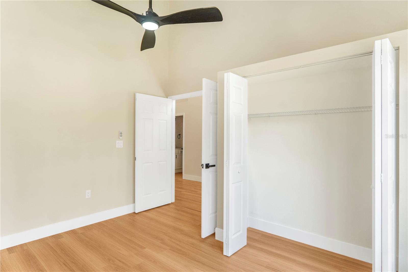Image 15 of 64 For 2300 Gull Court