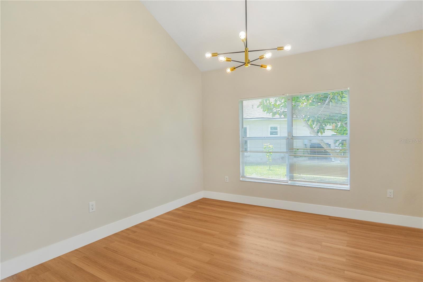 Image 17 of 64 For 2300 Gull Court