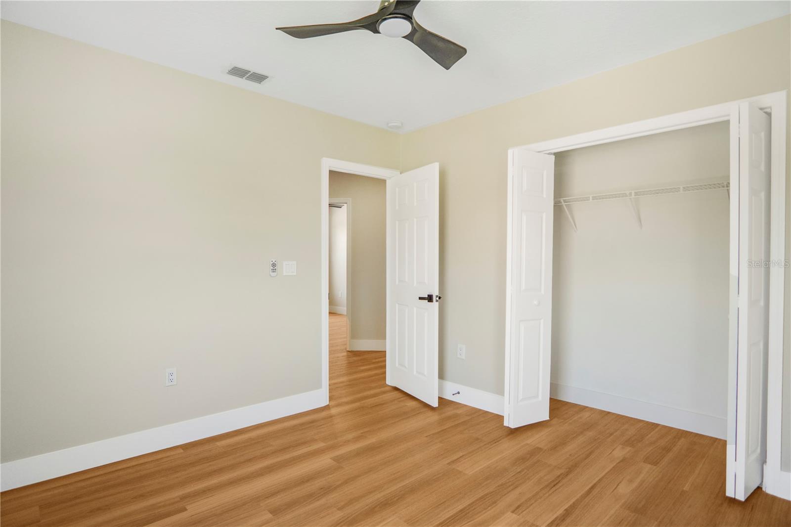 Image 36 of 64 For 2300 Gull Court