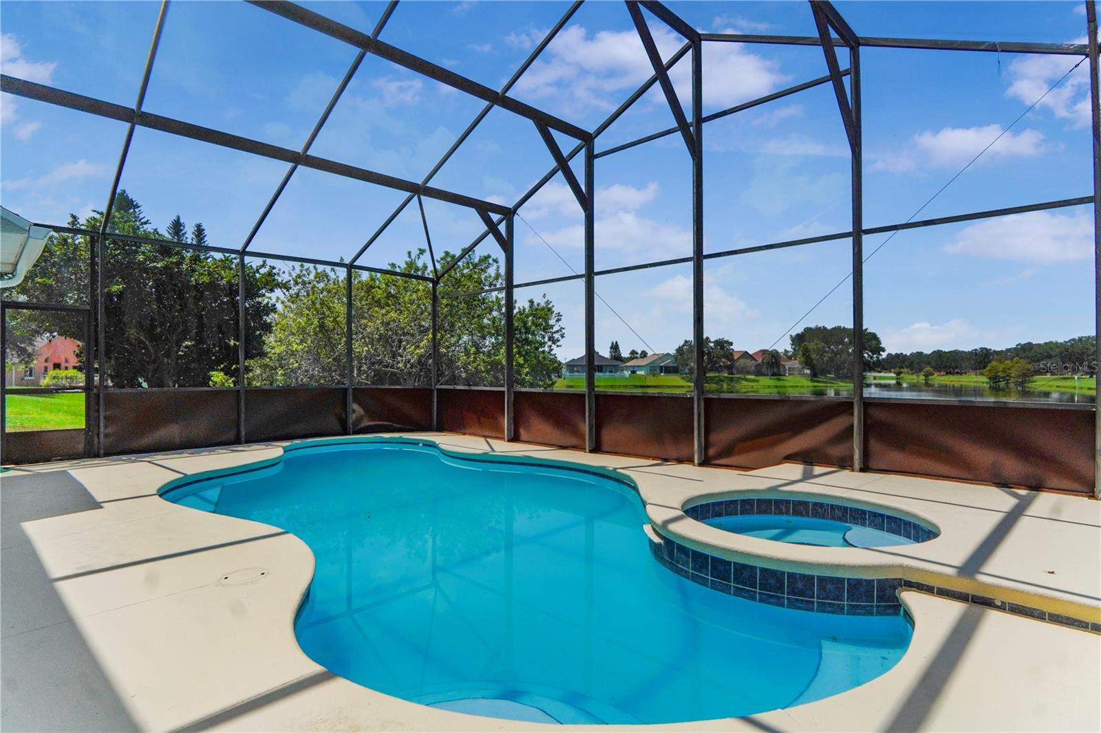 Image 52 of 64 For 2300 Gull Court