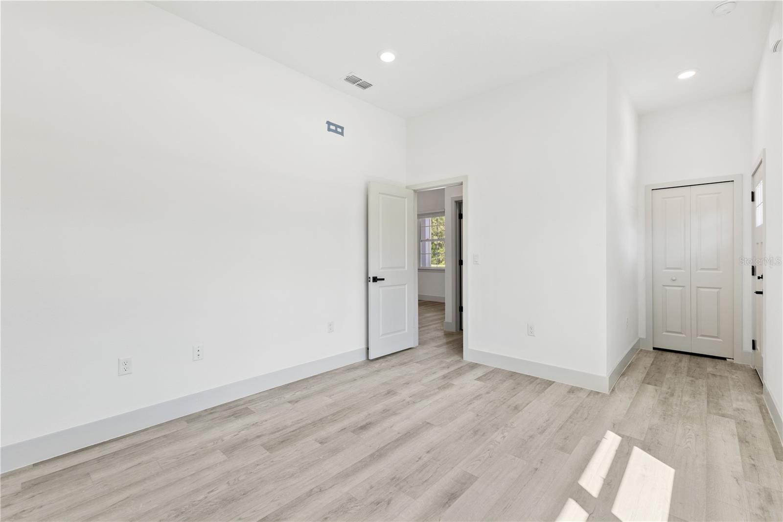 Image 20 of 45 For 8130 135th Avenue