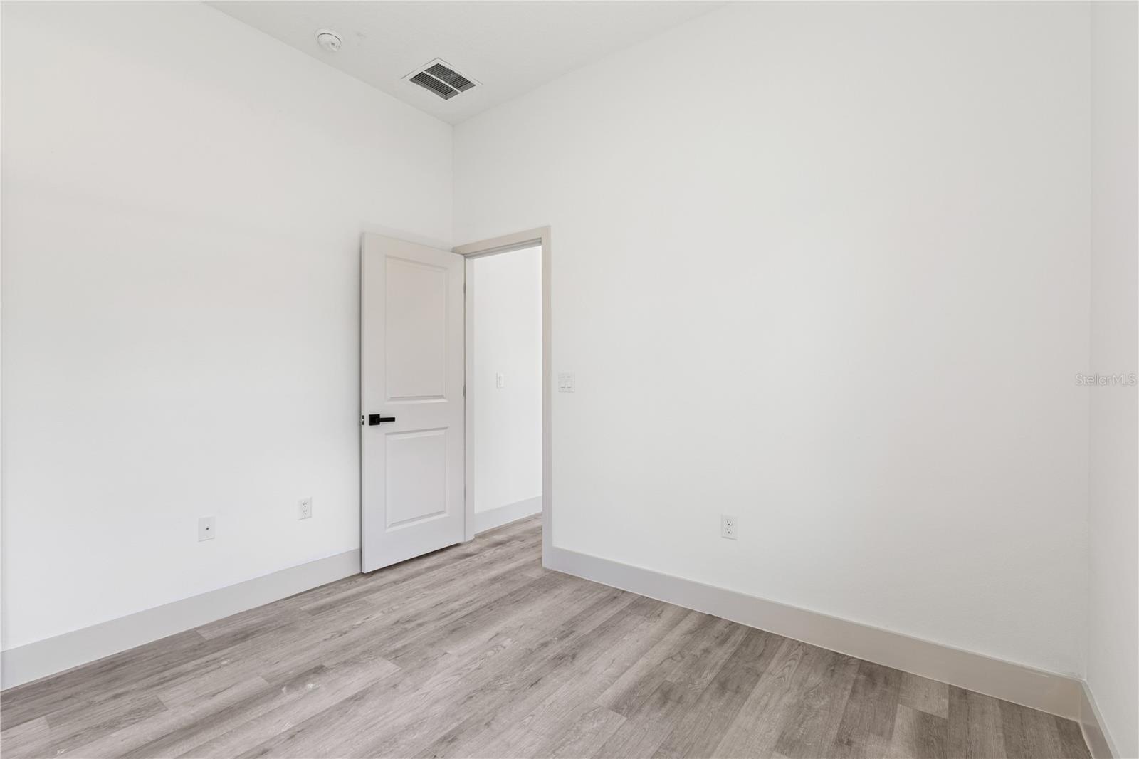 Image 23 of 45 For 8130 135th Avenue