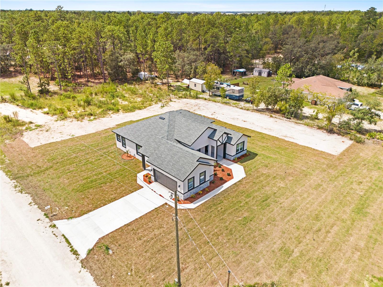 Image 4 of 45 For 8130 135th Avenue