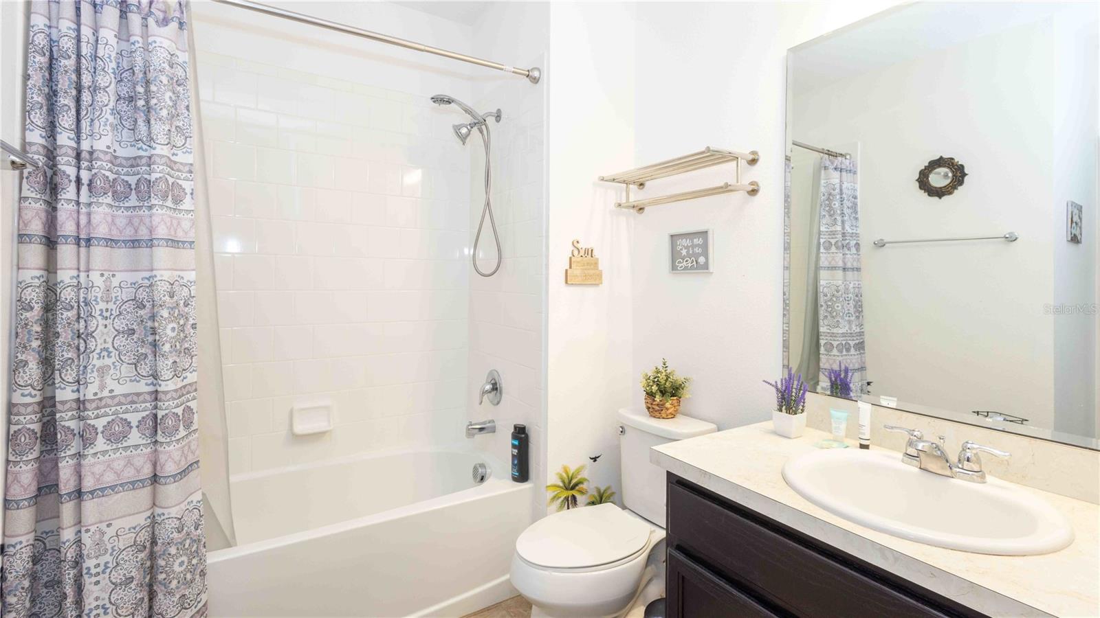 Image 15 of 24 For 815 Montgomery Way