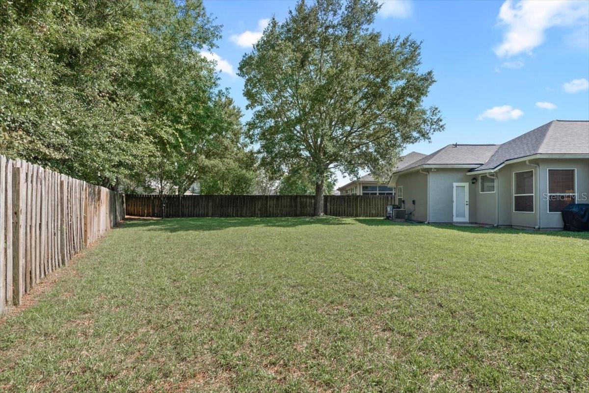 Image 42 of 49 For 2114 Thorn Hollow Court