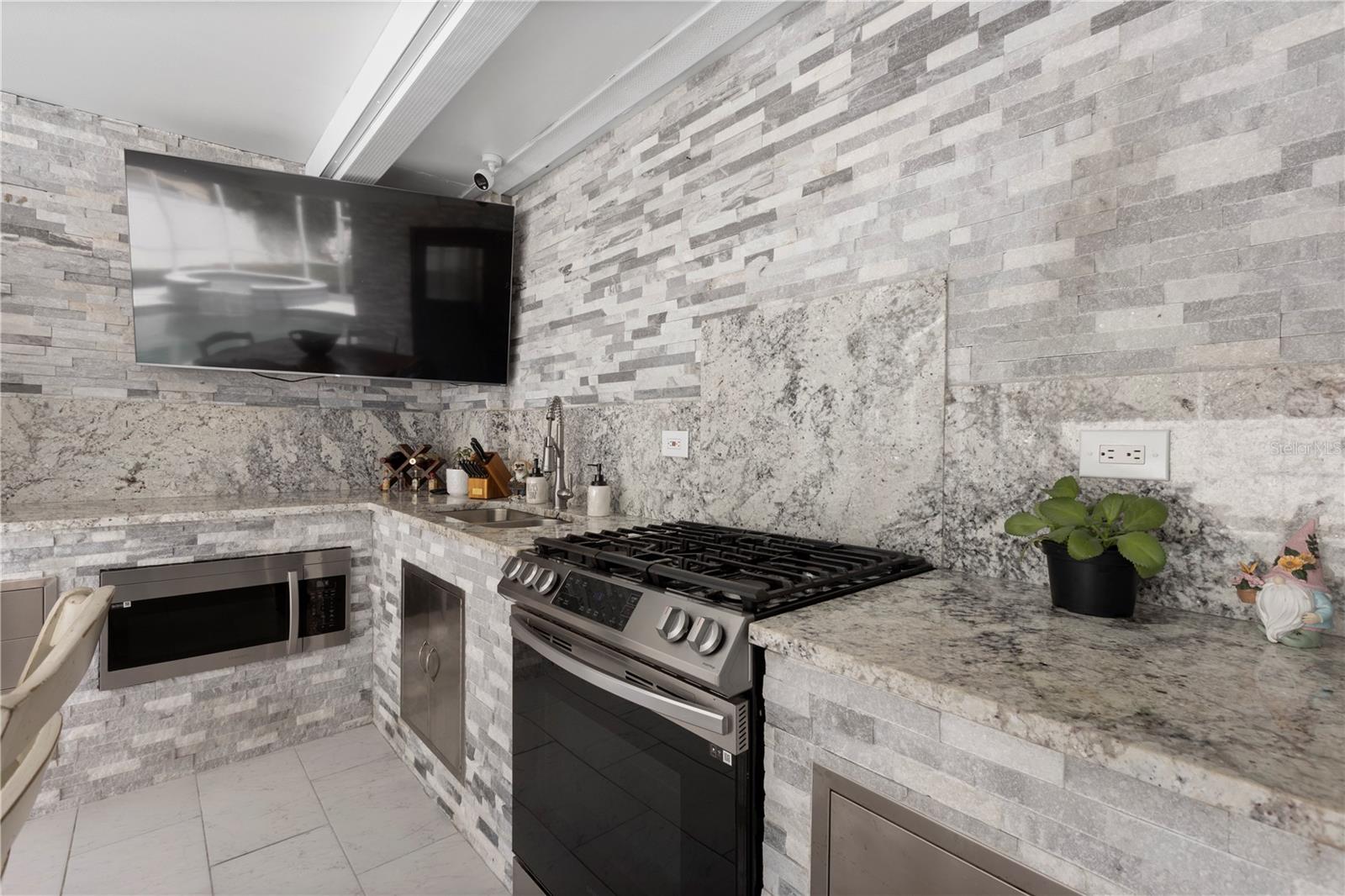Image 34 of 49 For 1363 Whispering Pines Drive