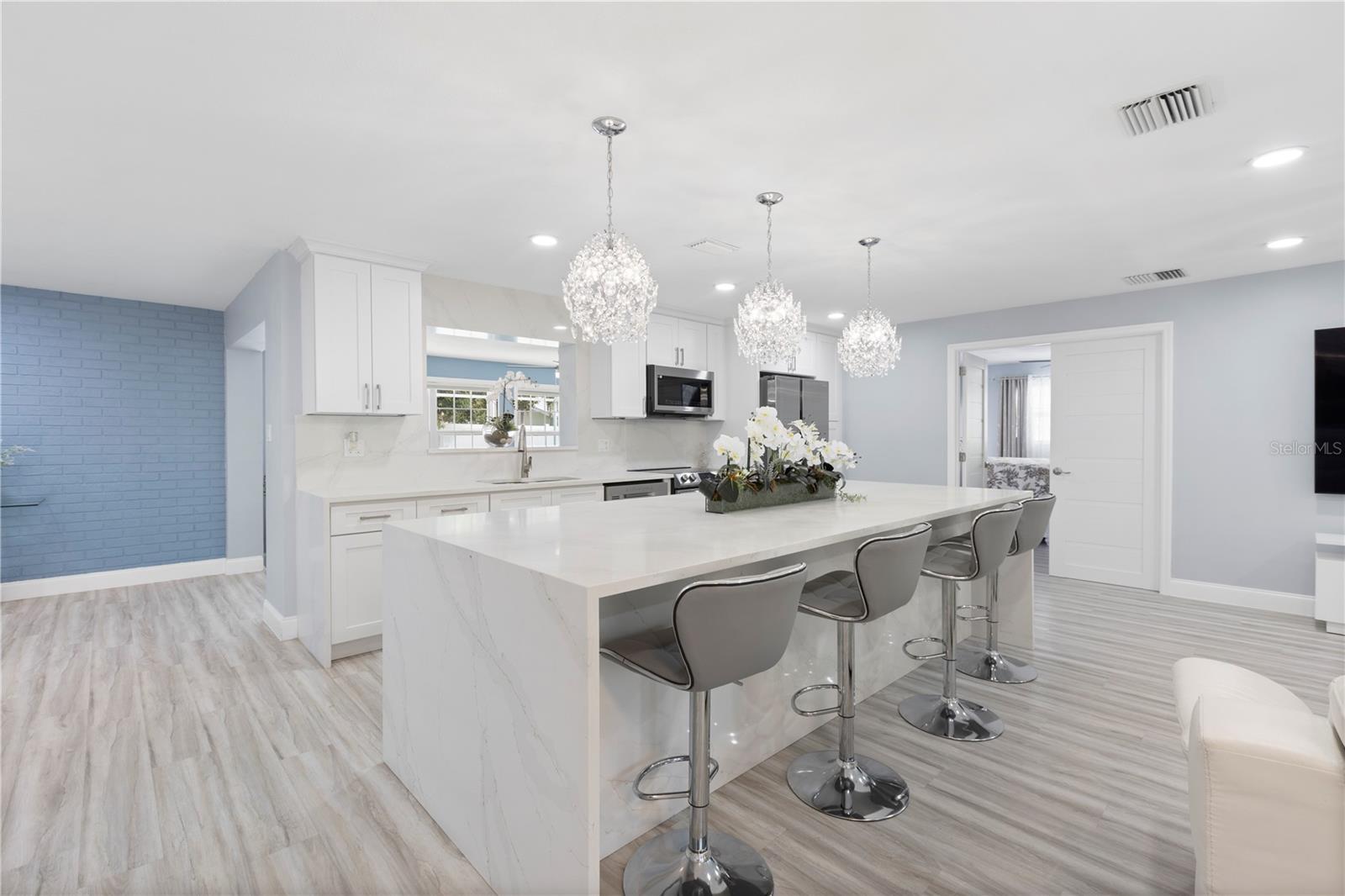 Image 6 of 49 For 1363 Whispering Pines Drive