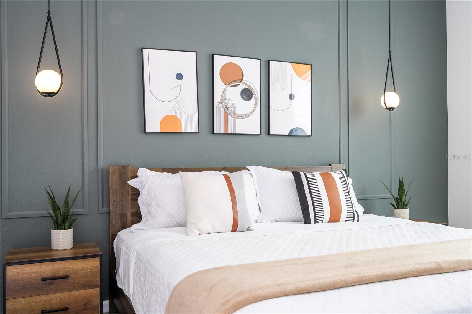 Image 7 of 98 For 2358 Salty Winds Way