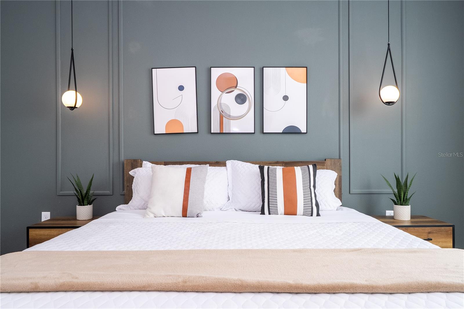 Image 8 of 98 For 2358 Salty Winds Way