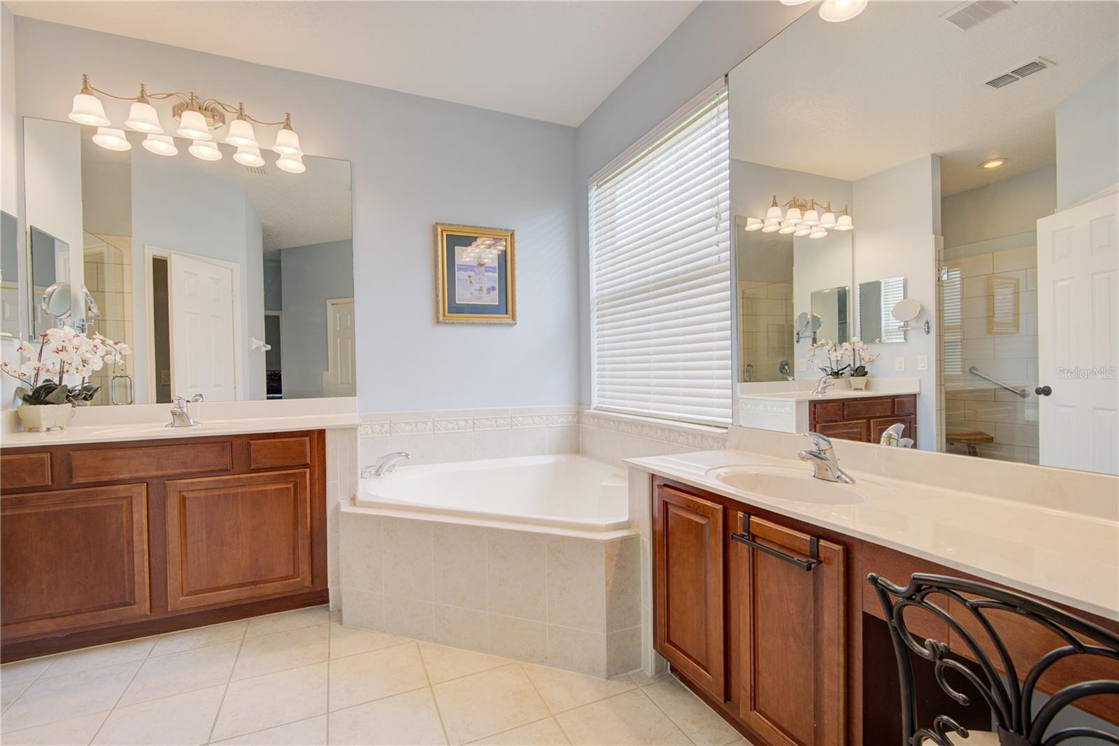 Image 46 of 87 For 1422 Anna Catherine Drive