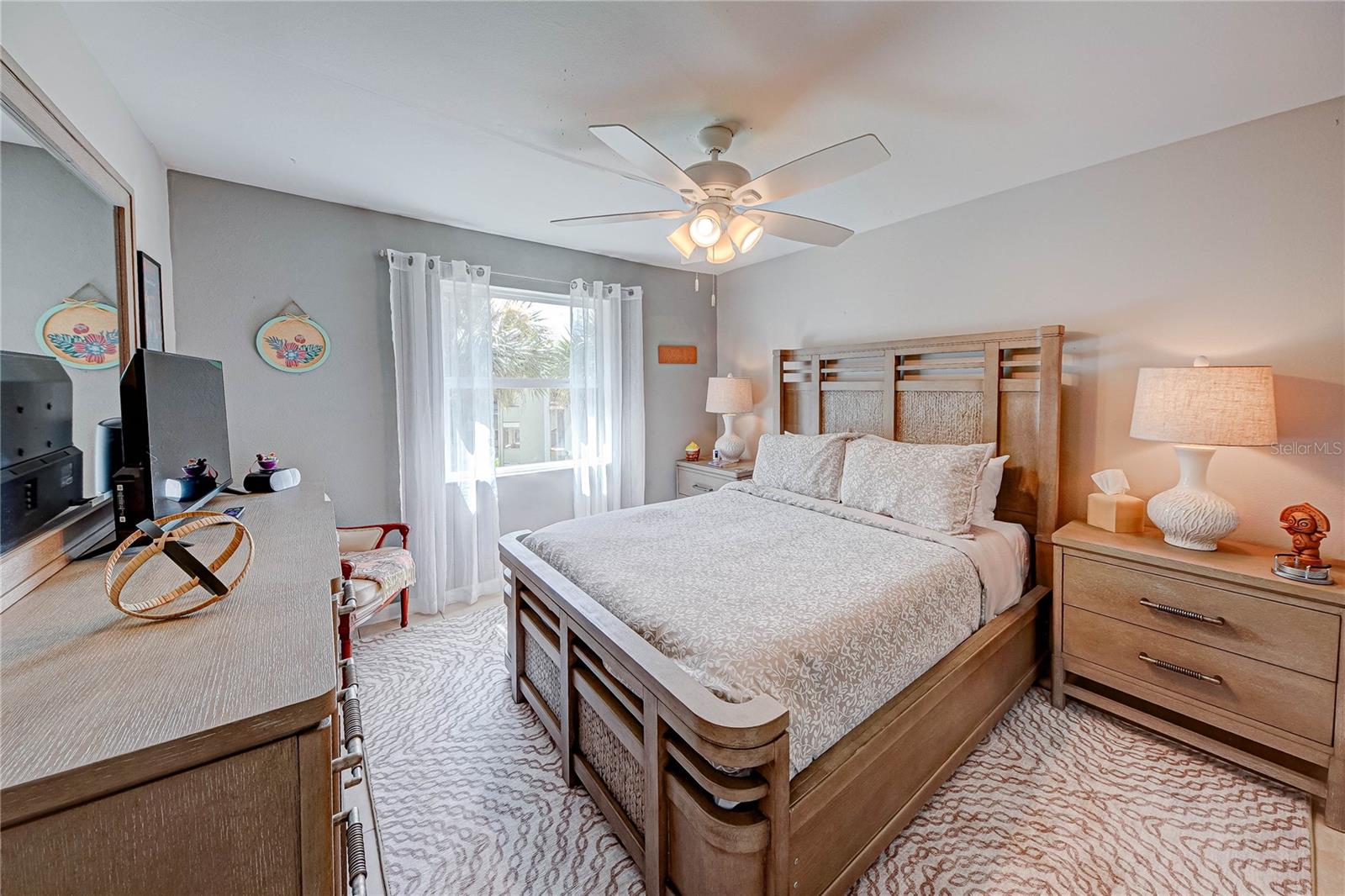 Image 14 of 34 For 3038 Parkway Boulevard 305