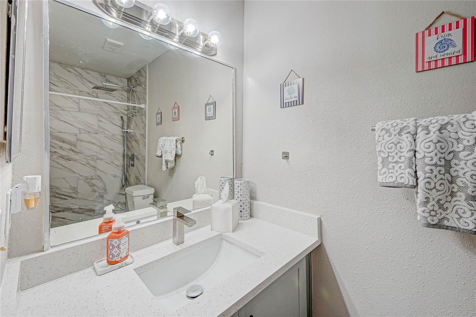 Image 17 of 34 For 3038 Parkway Boulevard 305