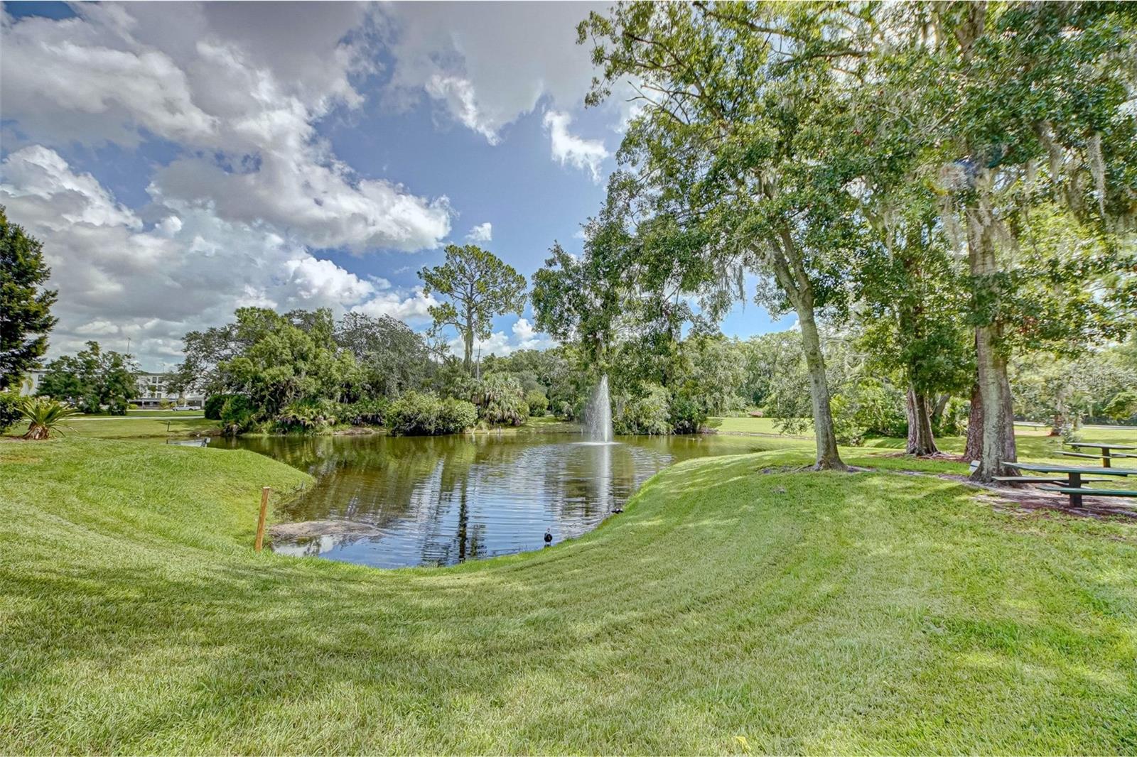 Image 31 of 34 For 3038 Parkway Boulevard 305