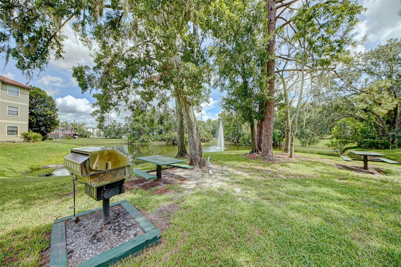 Image 32 of 34 For 3038 Parkway Boulevard 305