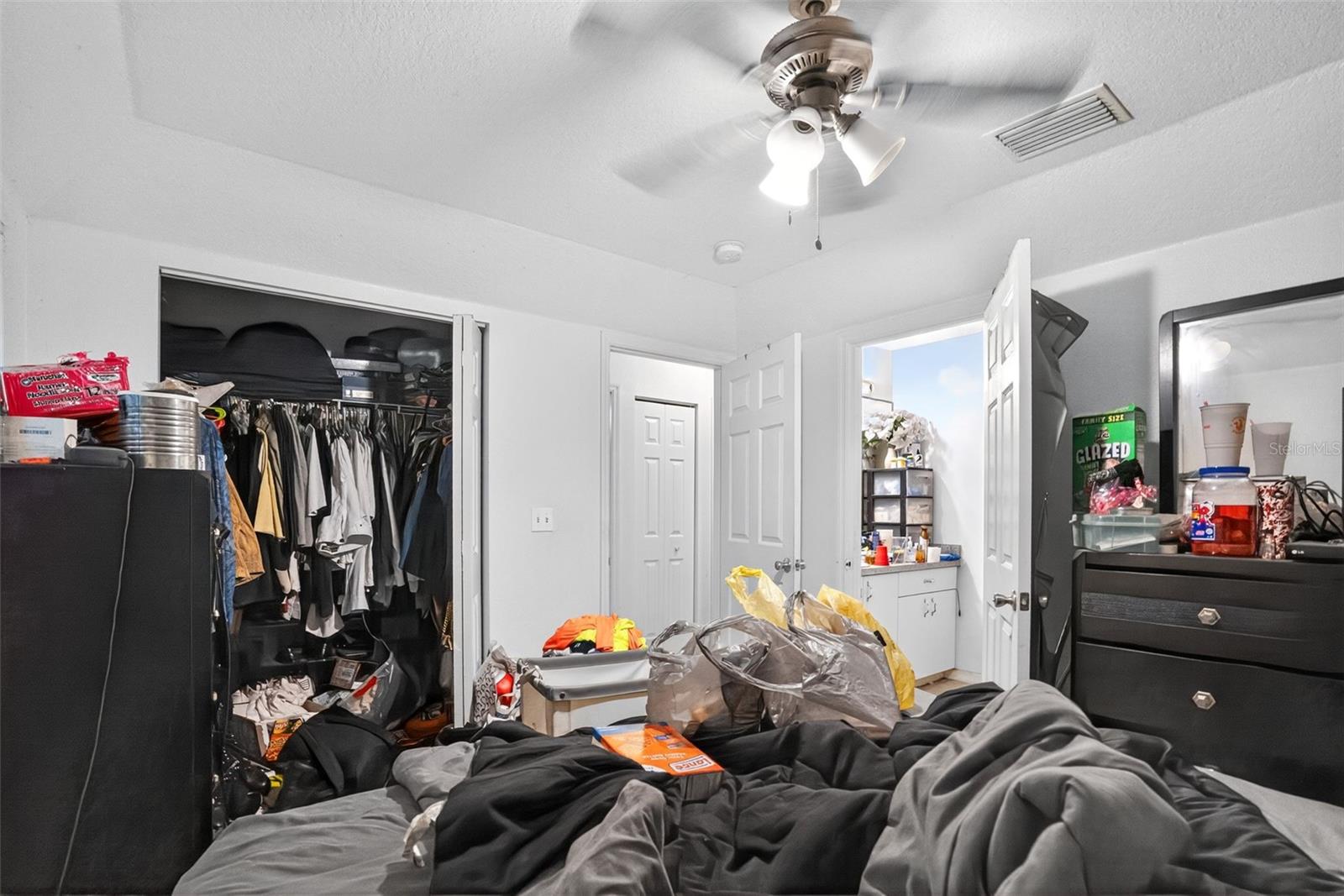Image 17 of 26 For 812 27th Street E