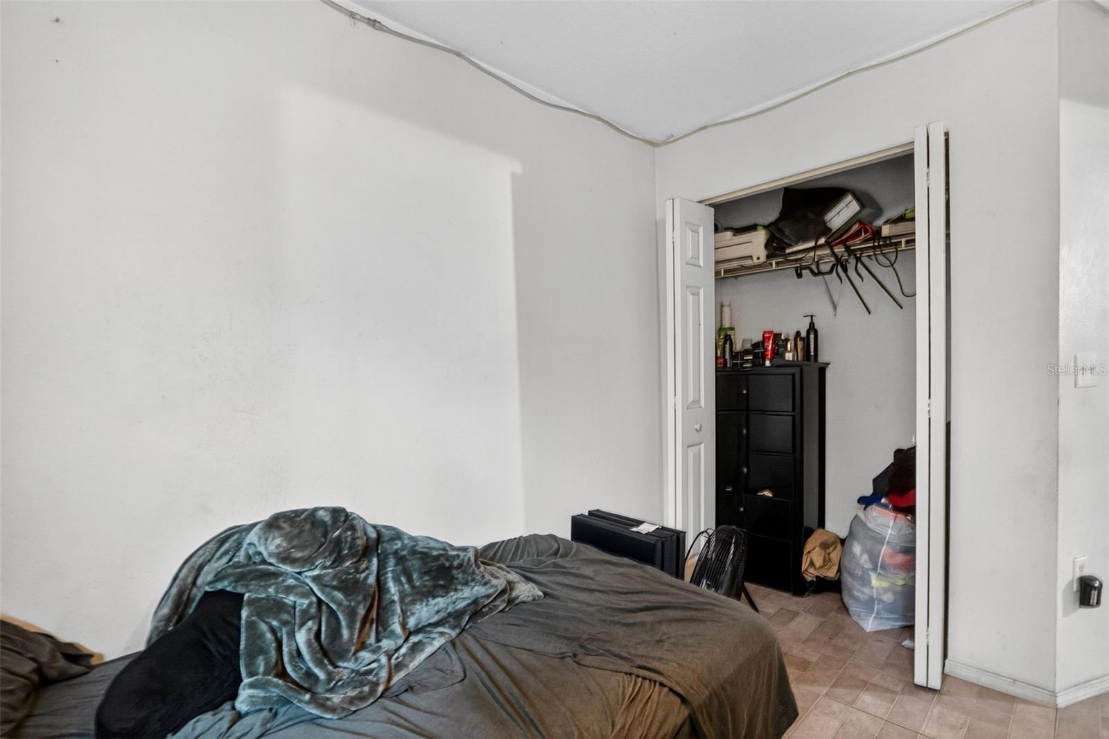 Image 19 of 26 For 812 27th Street E