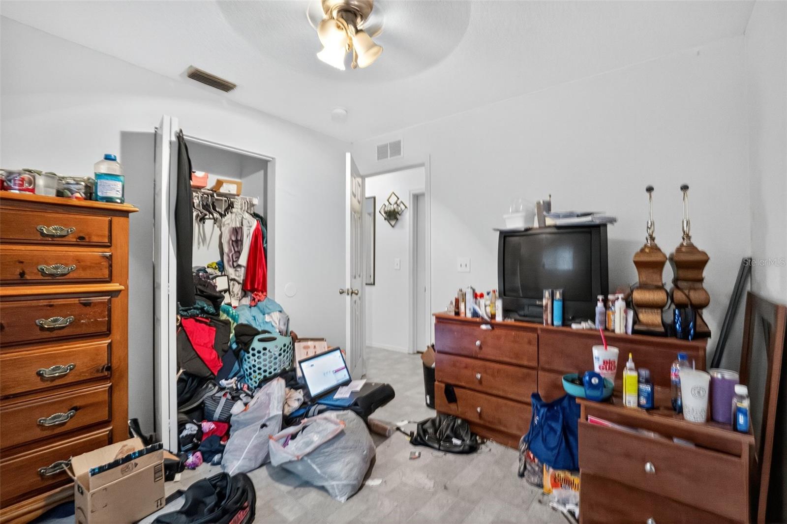 Image 6 of 26 For 812 27th Street E