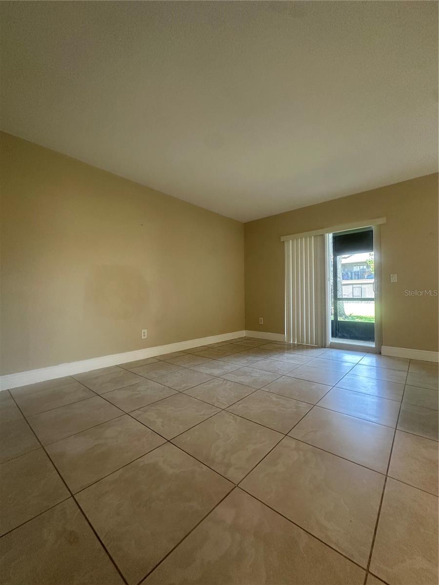 Image 2 of 13 For 9910 Turf Way Ge