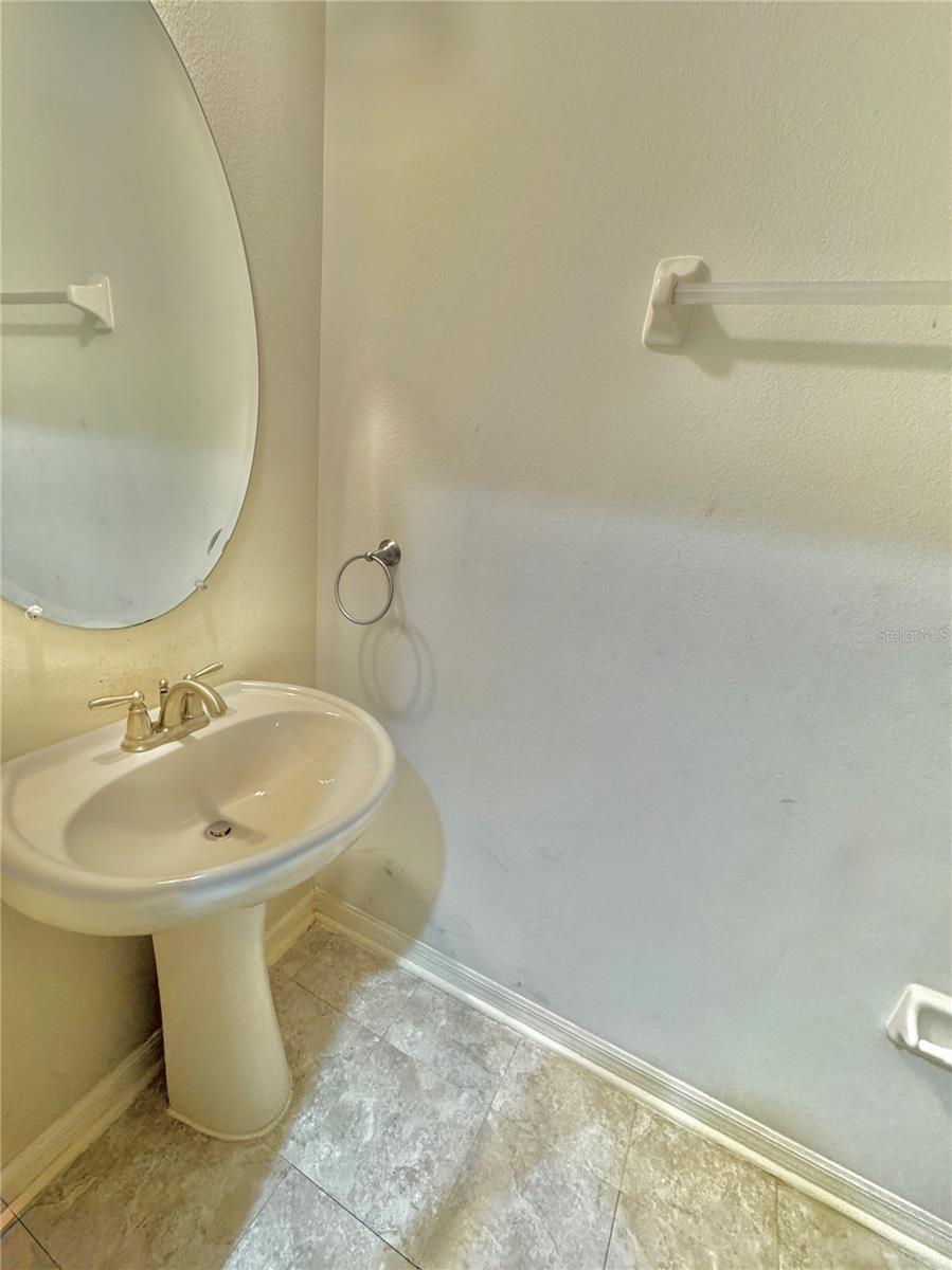 Image 9 of 23 For 1211 Chervil Drive