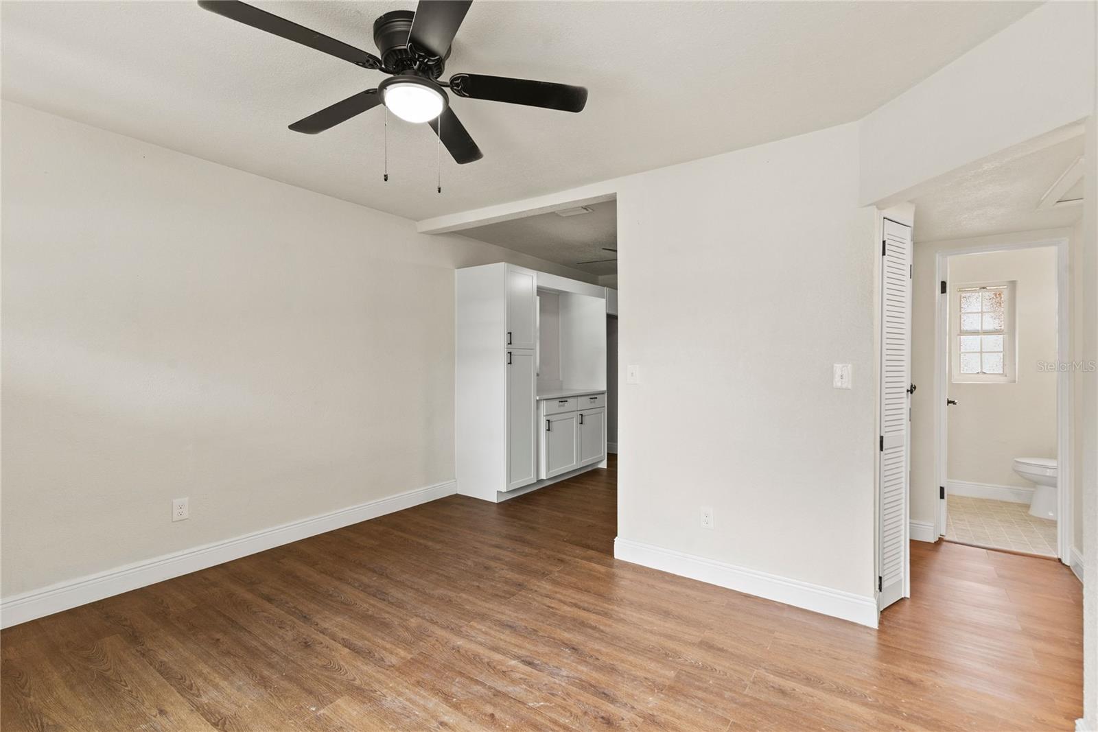 Image 17 of 26 For 4321 Arch Street