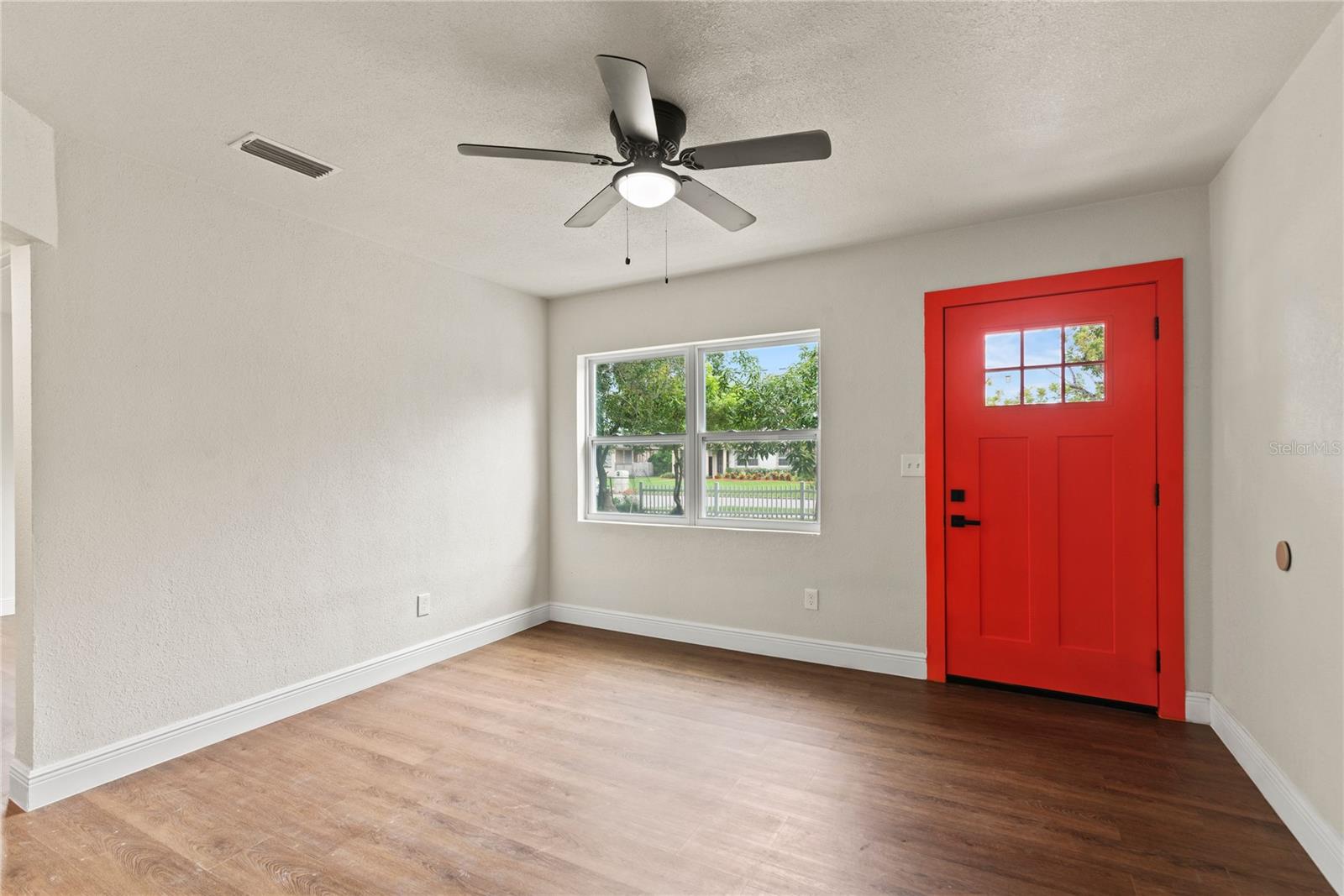 Image 6 of 26 For 4321 Arch Street