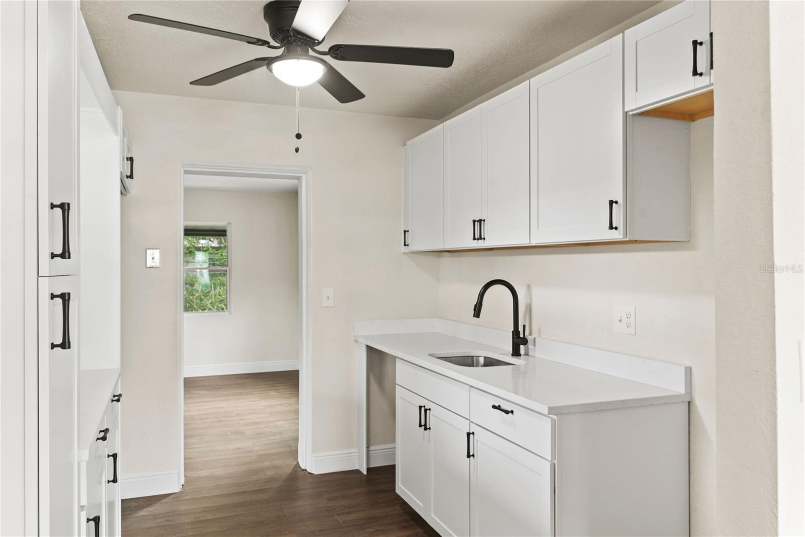 Image 8 of 26 For 4321 Arch Street