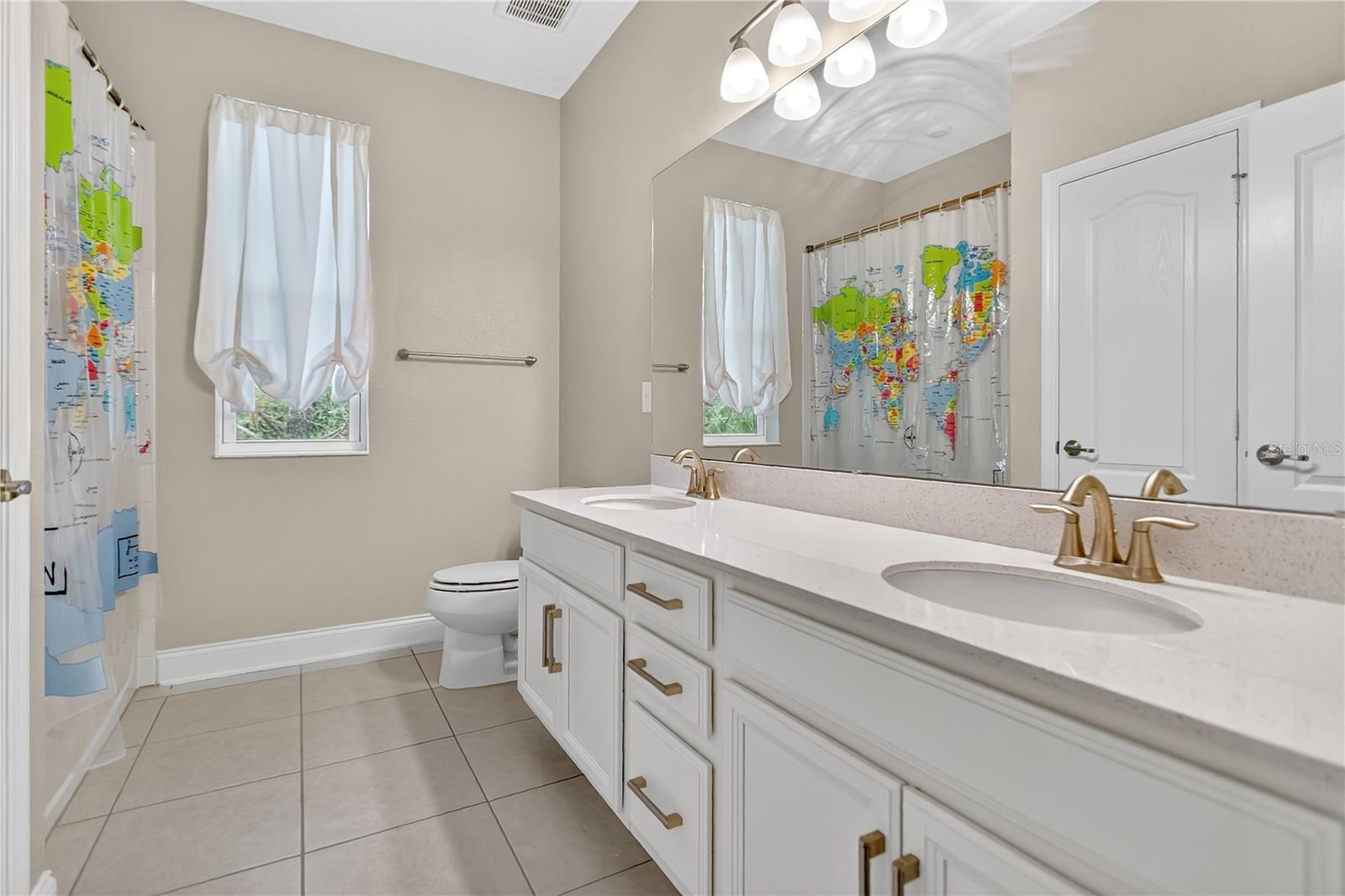 Image 18 of 30 For 8013 Gray Kingbird Drive