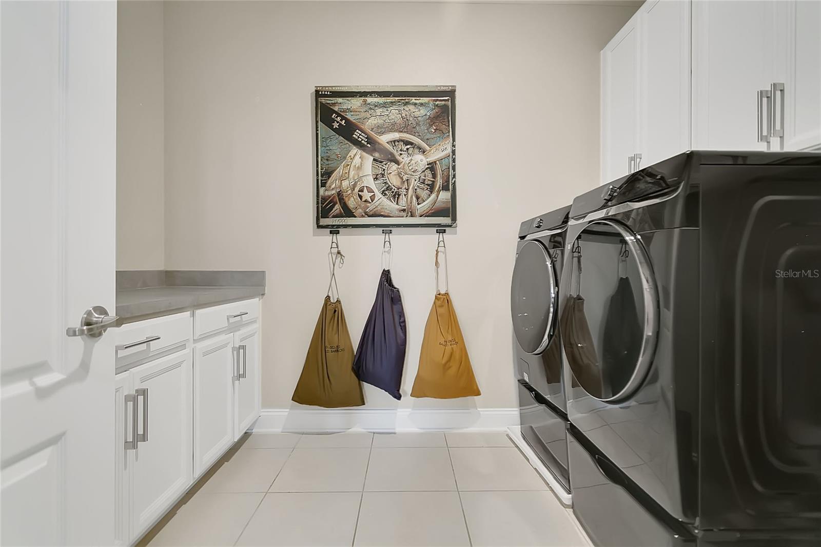 Image 21 of 30 For 8013 Gray Kingbird Drive