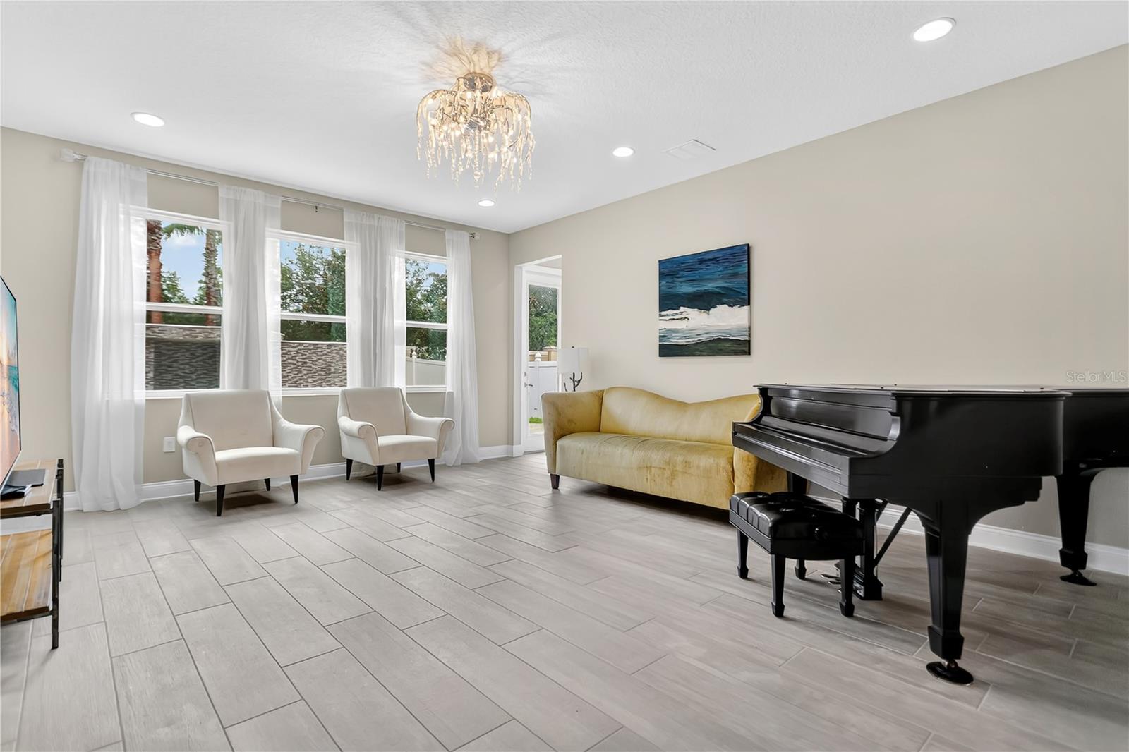 Image 6 of 30 For 8013 Gray Kingbird Drive