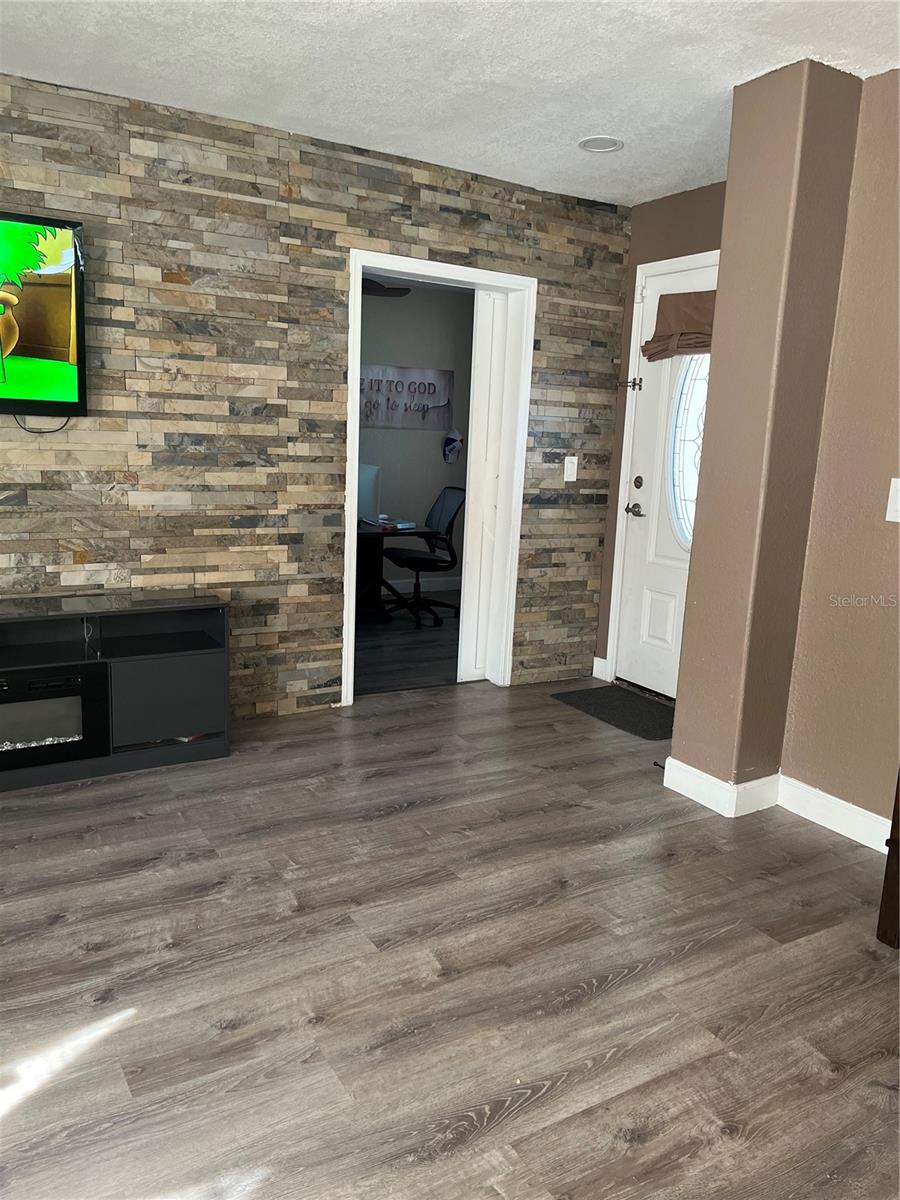 Image 11 of 18 For 8445 Quisqualis Drive
