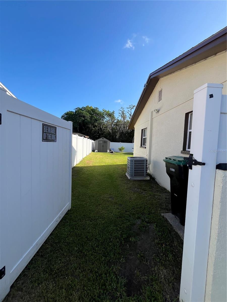 Image 2 of 18 For 8445 Quisqualis Drive