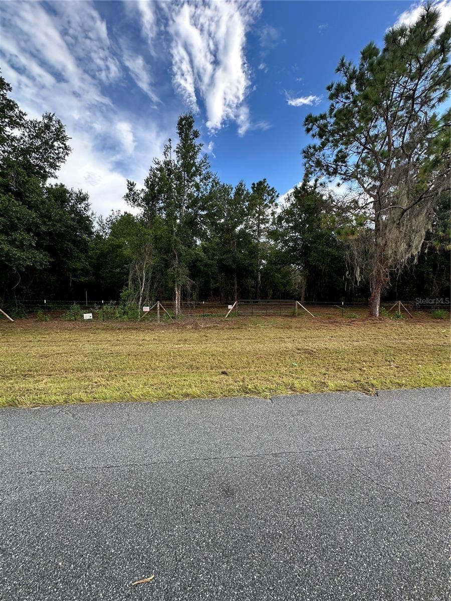 Image 2 of 4 For Saltsdale Road