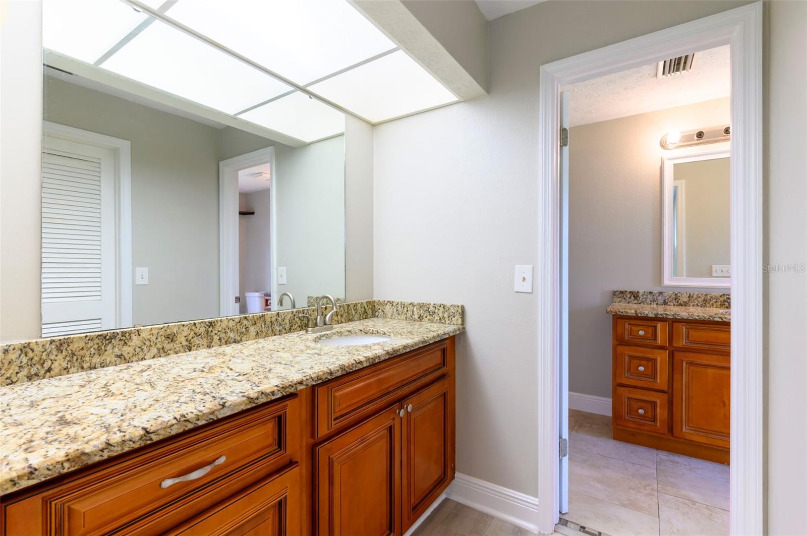 Image 15 of 23 For 3122 Reseda Court