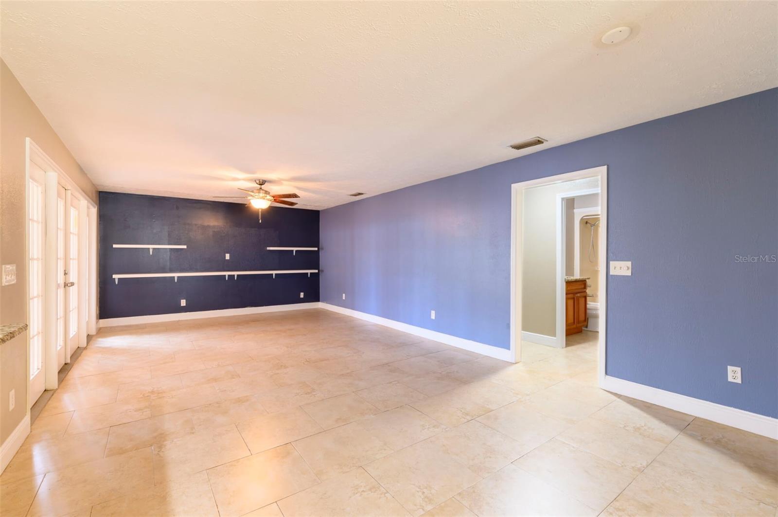 Image 16 of 23 For 3122 Reseda Court