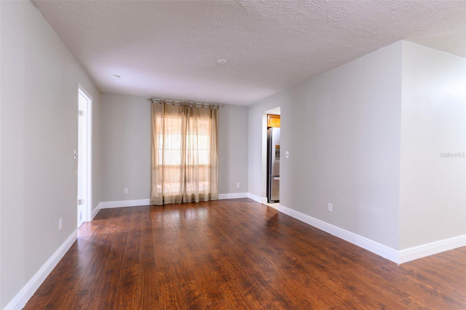 Image 19 of 23 For 3122 Reseda Court