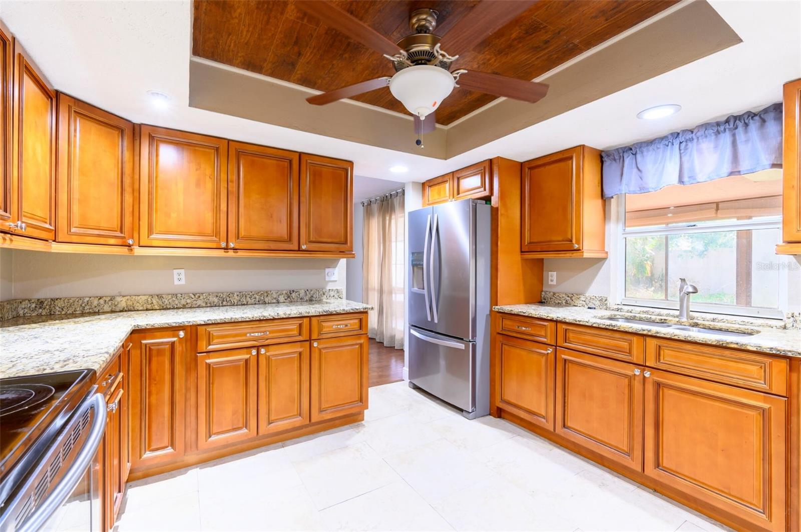 Image 7 of 23 For 3122 Reseda Court