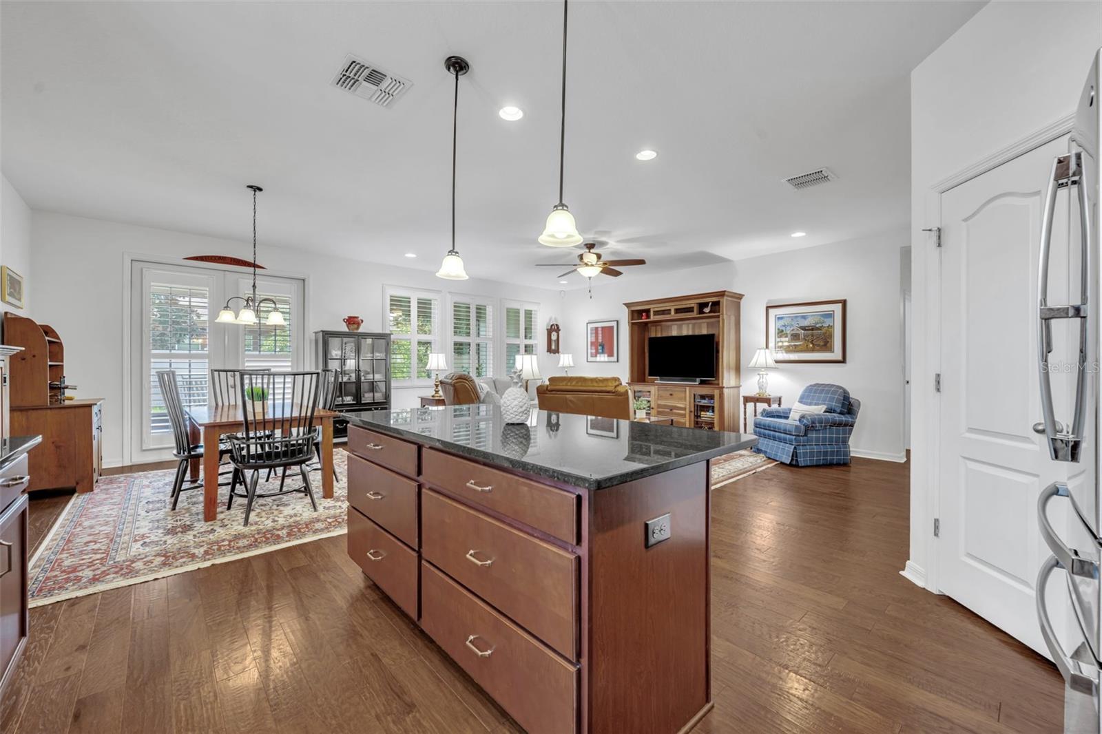 Image 11 of 27 For 7864 Pleasant Pine Circle