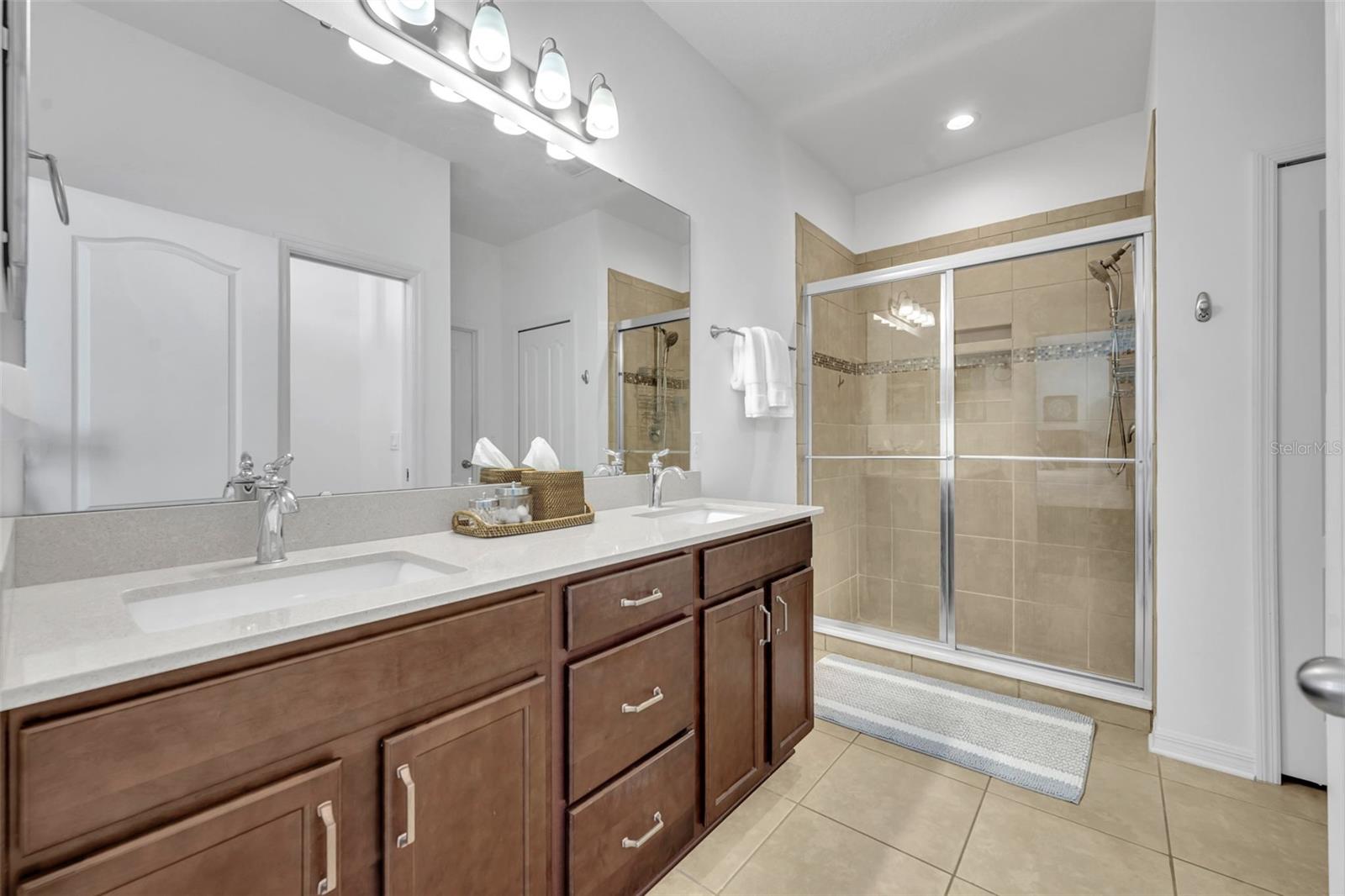 Image 16 of 27 For 7864 Pleasant Pine Circle