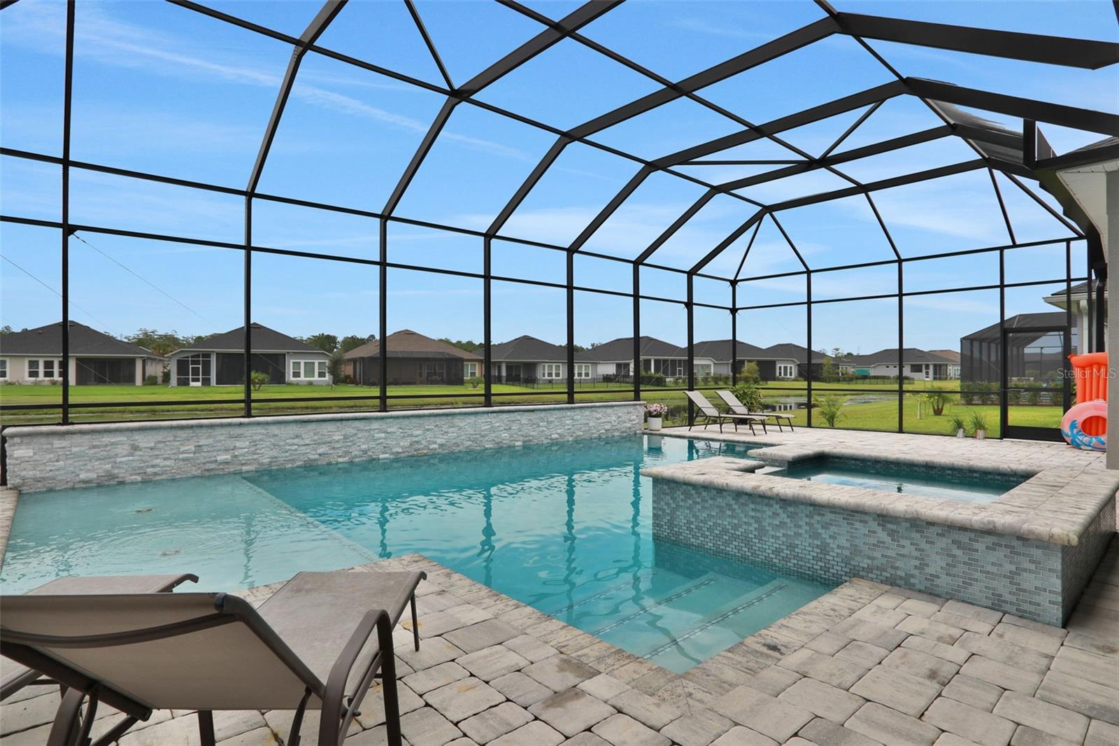 Image 16 of 43 For 402 Aquamarine Way