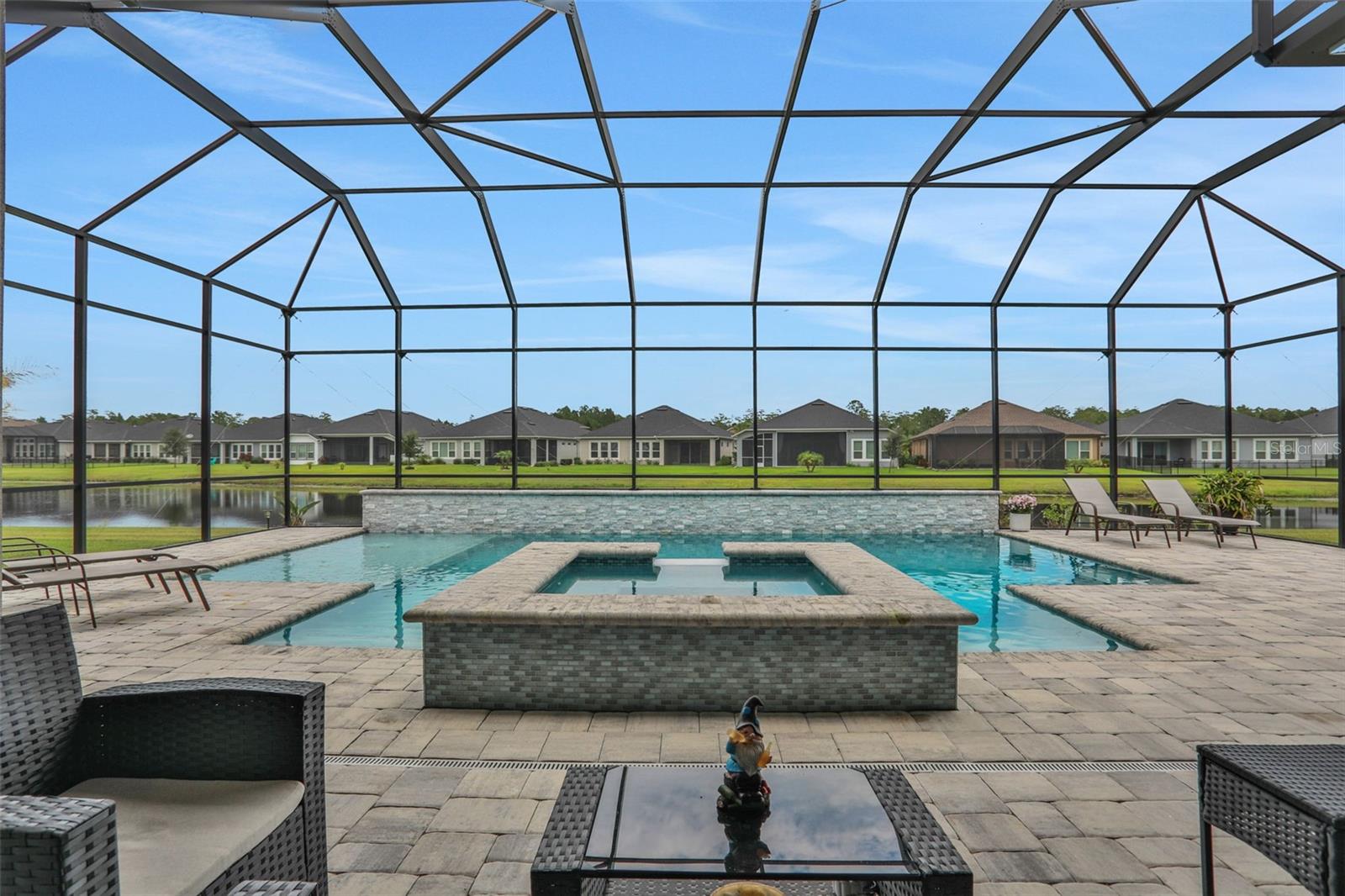 Image 17 of 43 For 402 Aquamarine Way