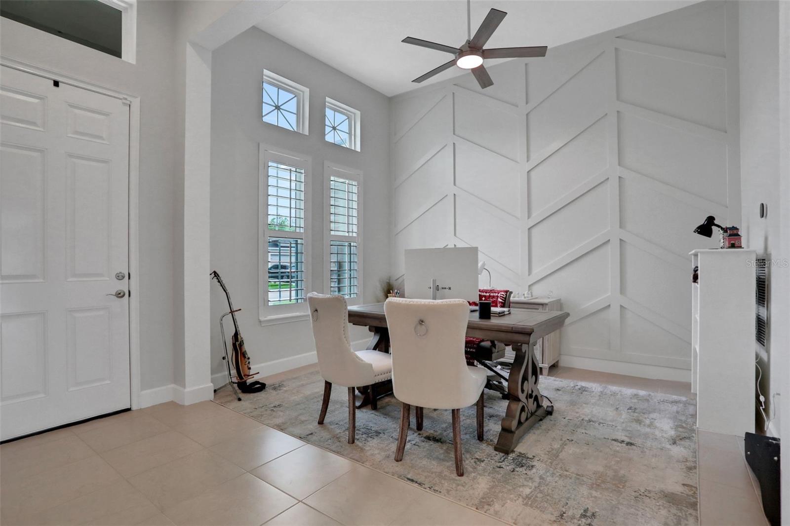 Image 19 of 43 For 402 Aquamarine Way
