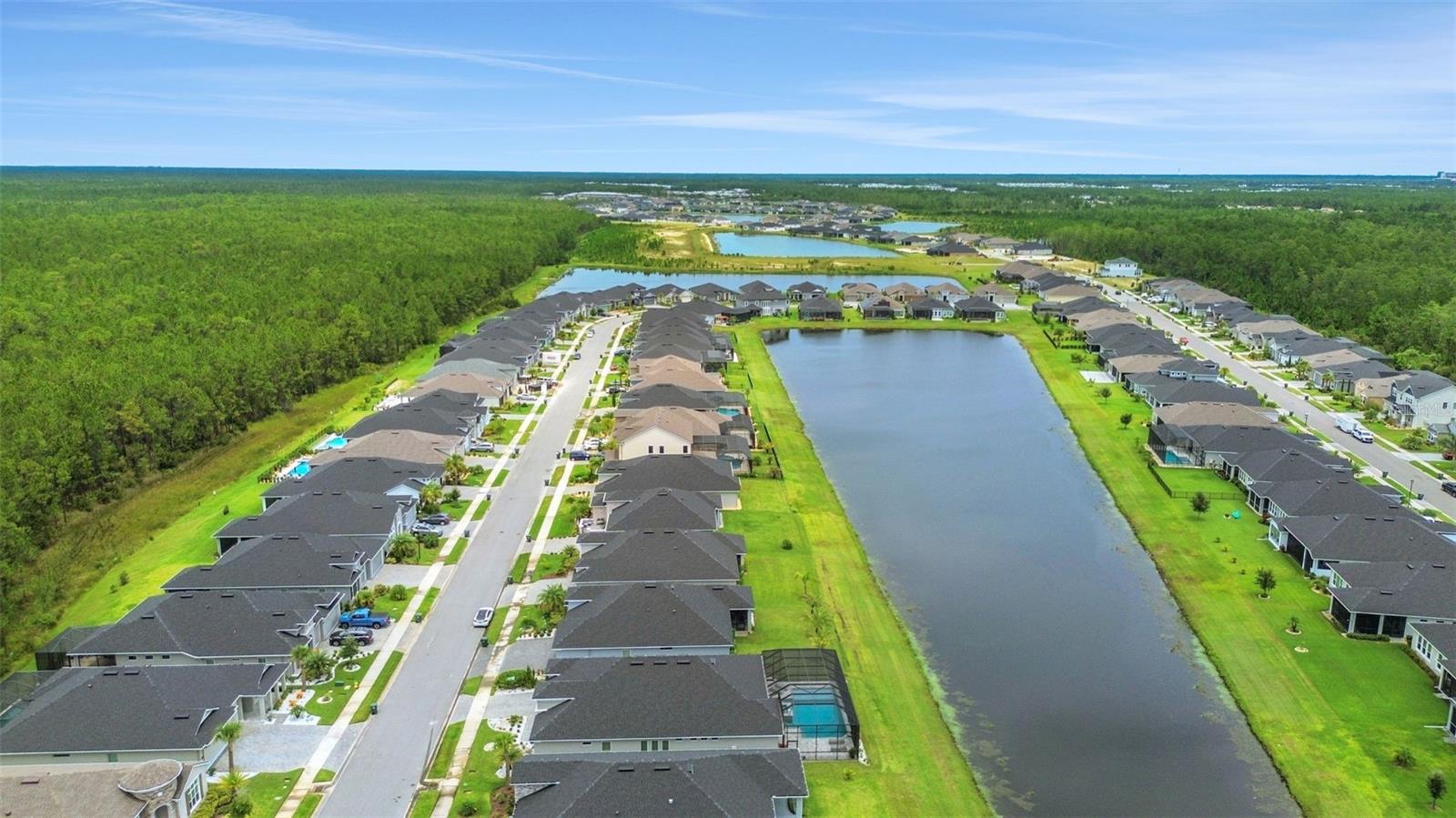 Image 34 of 43 For 402 Aquamarine Way